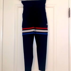 SCRUNCH THIGH-HIGHS ❤️🤍💙
Style: 34049